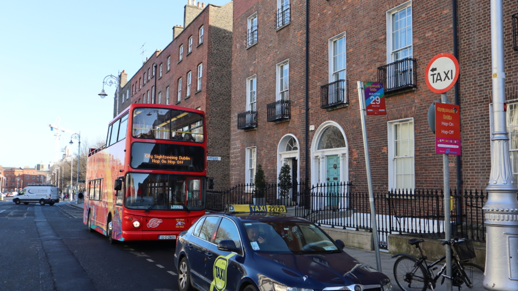 Mansion House / St. Ann's Church / The Little Museum of Dublin