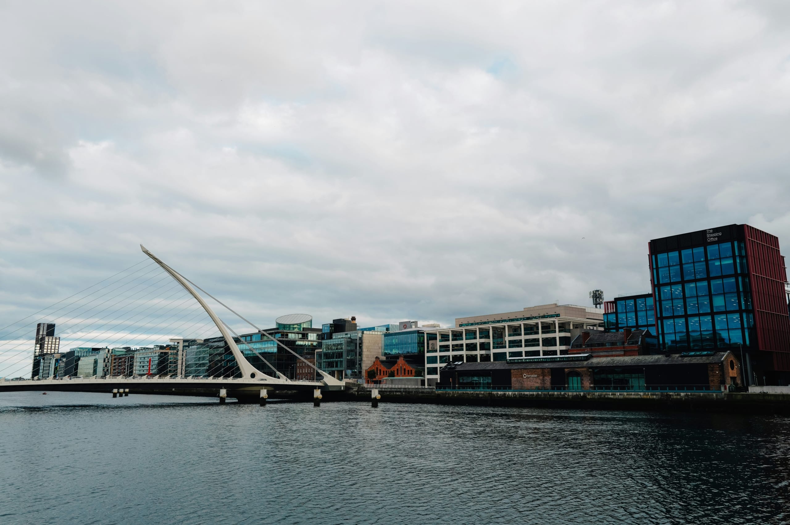 samuel-beckett-bridge-dublin-docklands.